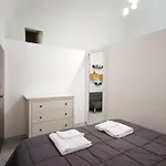 Versi Di Sole * Bari