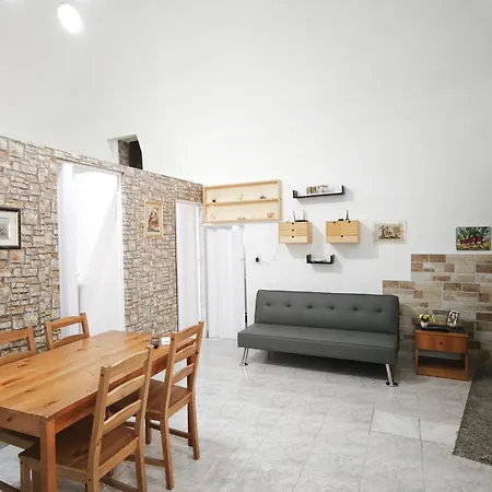 Versi Di Sole * Bari